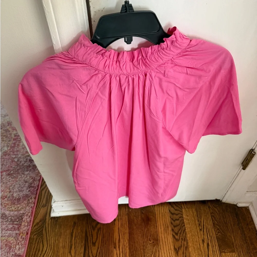 NWT Crown and Ivy top - Picture 2 of 2